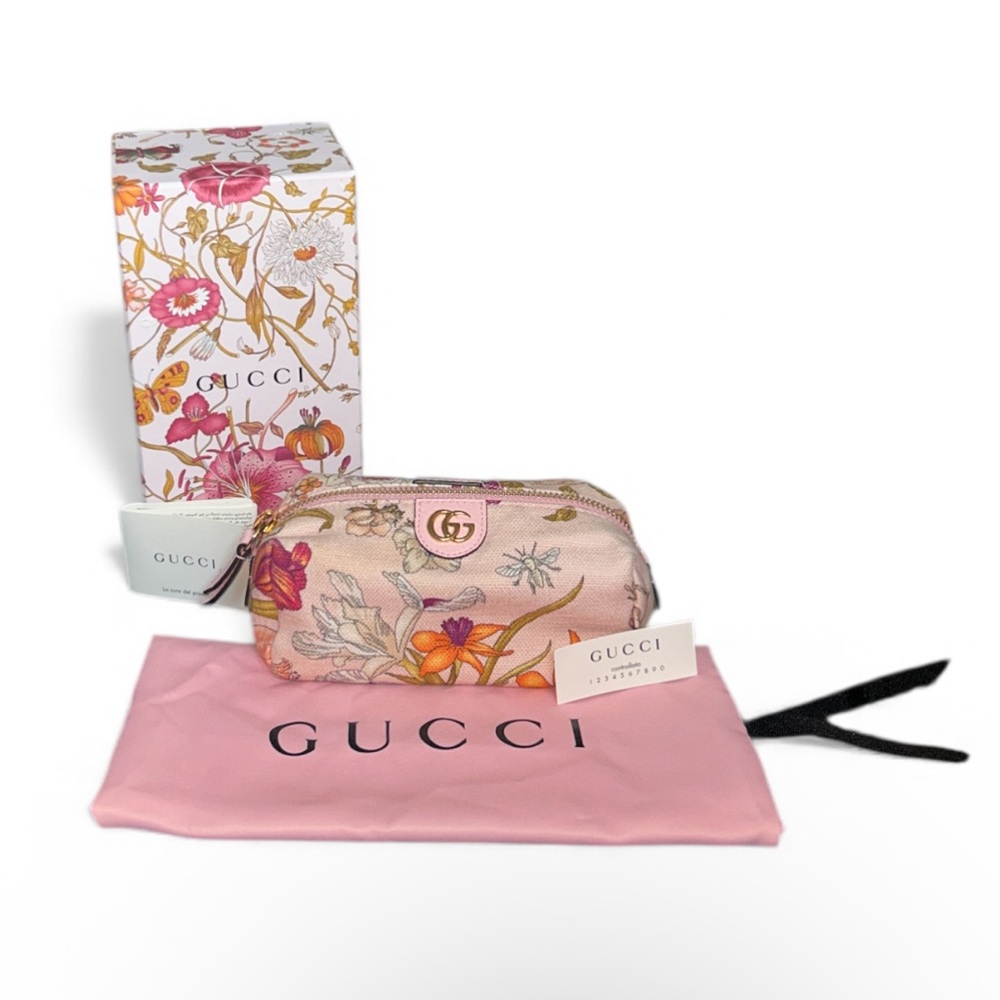 Gucci Limited Edition Pink Flora Cosmetic Case New in Box, Full Inclusion Set